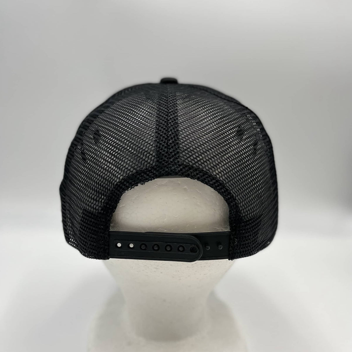 Plain Sponge Trucker Black 12-pck STM15 Cap Hat