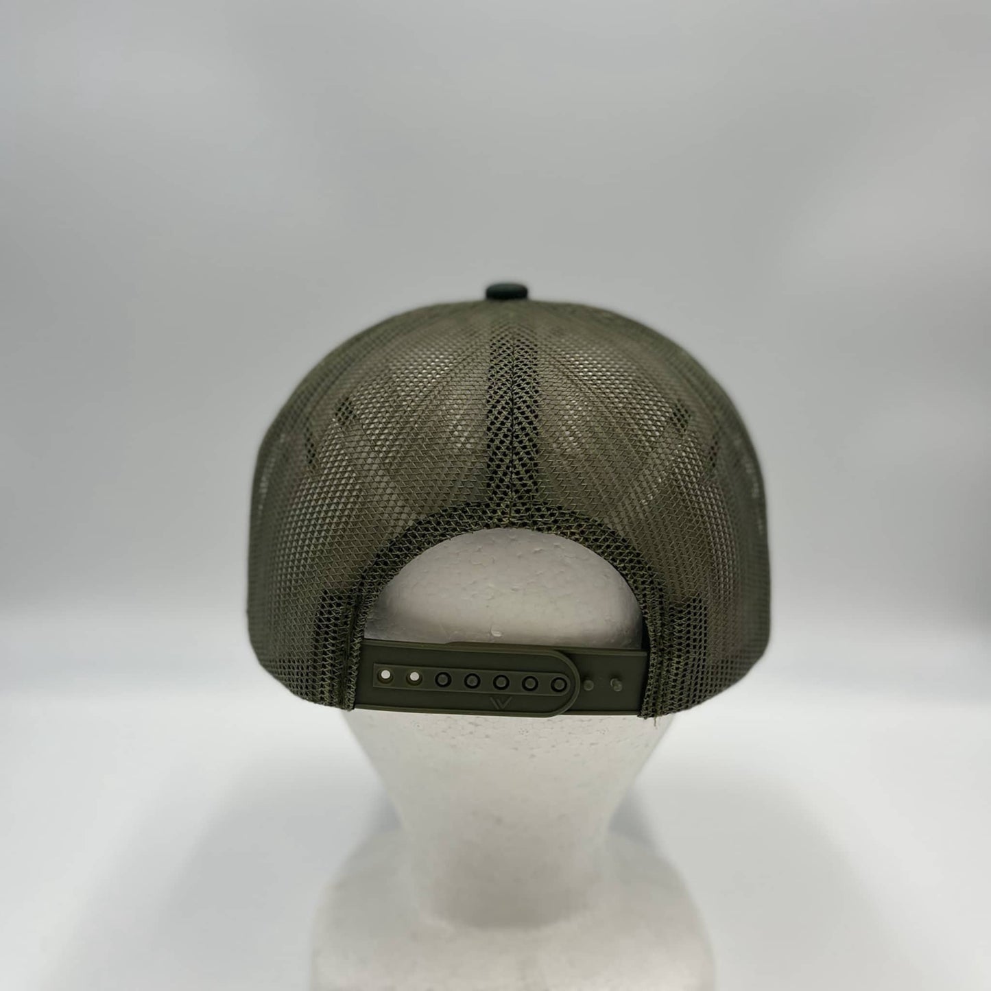 Plain 7 Panel Trucker Green Camo and Olive Mesh 12 pack NS7TMC4 Cap Hat