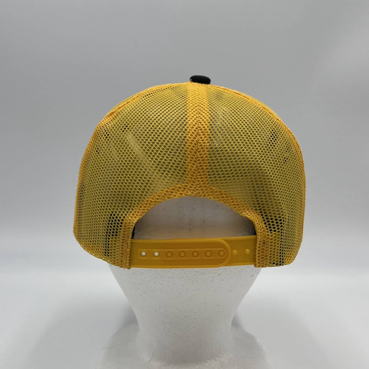 Plain Flat 6P Mesh Trucker Black and Dandelion Mesh 12 pack CF6M1825 Cap Hat