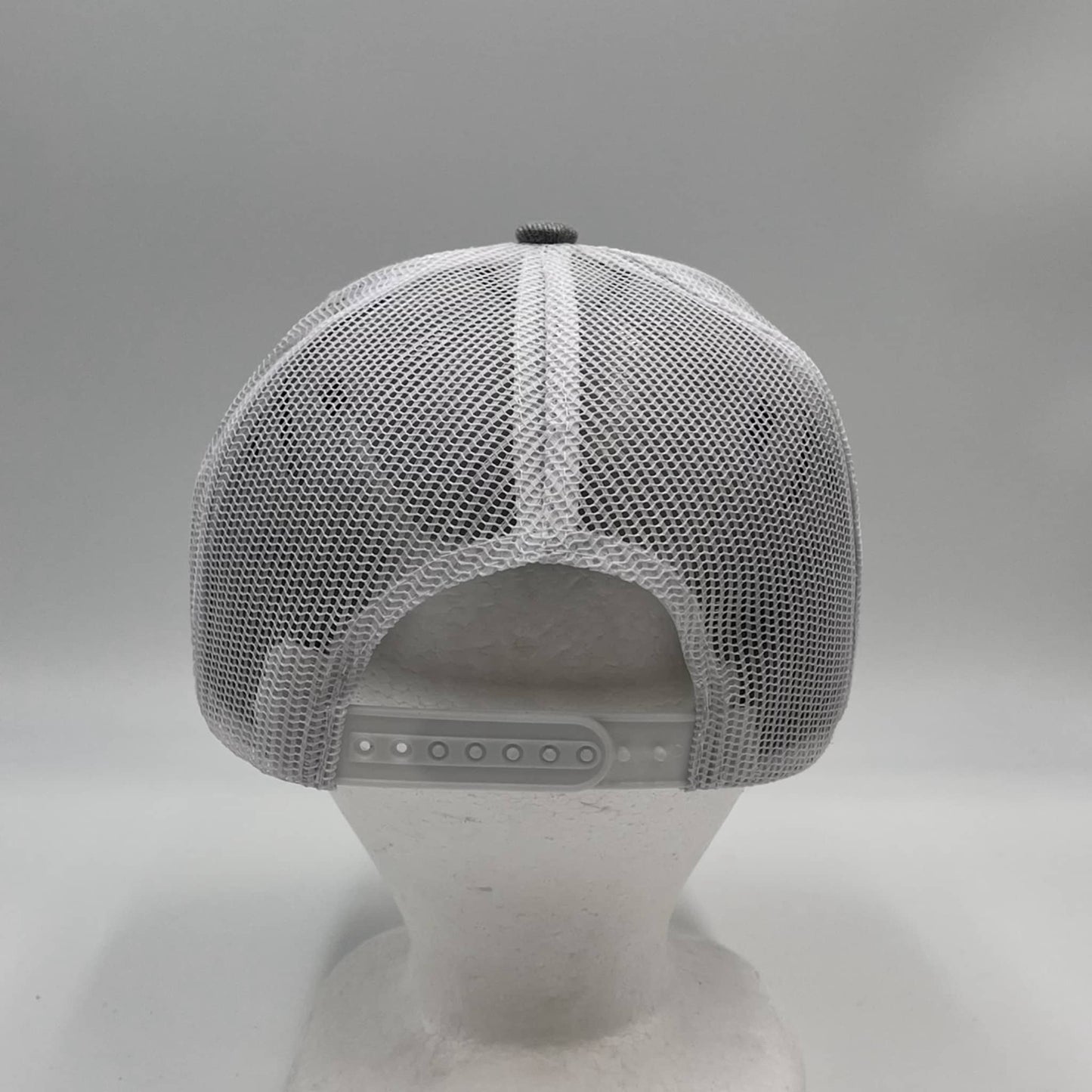 Plain Flat 6P Mesh Trucker Light Gray and White Mesh 12 pack CF6M1872 Cap Hat